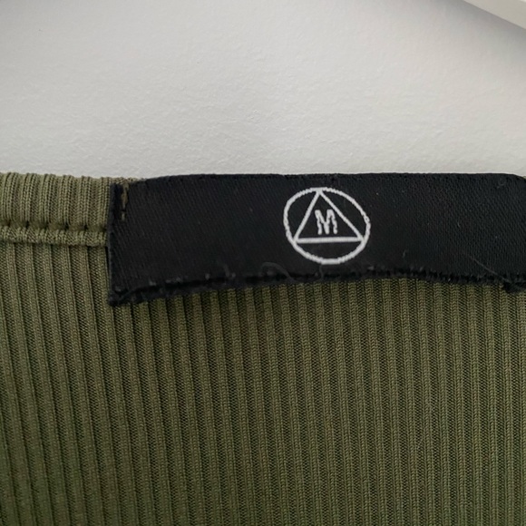 Missguided - Long sleeve ribbed crop - Picture 4 of 4